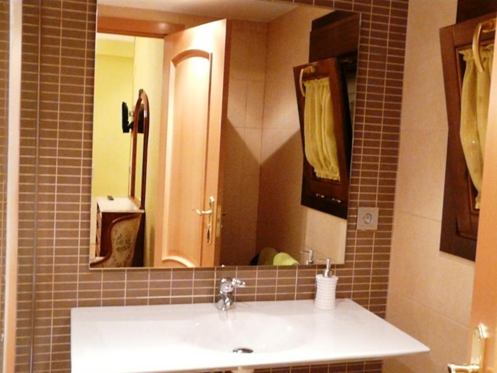 Apartamento Turistico Guara Casa Castro بارباسترو المظهر الخارجي الصورة
